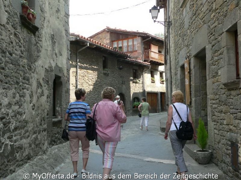 Rupit, ein Felsendorf in Spanien