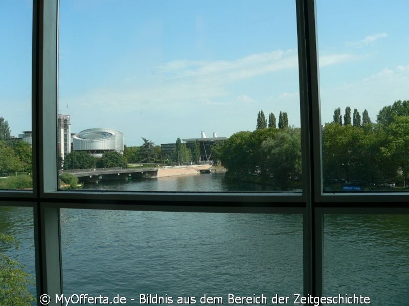 Andzelika Pallach besucht EU-Parlament in Strassburg