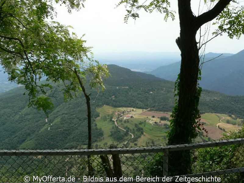 Rupit, ein Felsendorf in Spanien