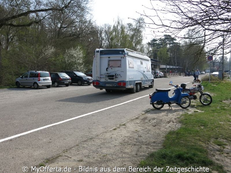 Ein Tag vor dem Frühling am Rhein in Leopoldshafen