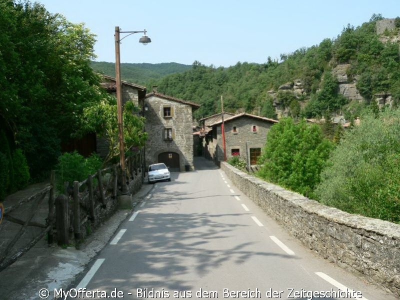 Rupit, ein Felsendorf in Spanien