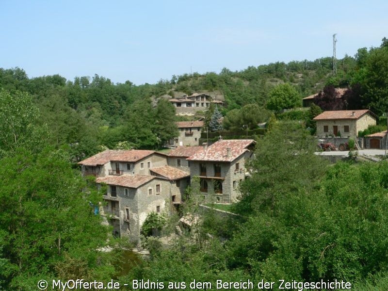 Rupit, ein Felsendorf in Spanien