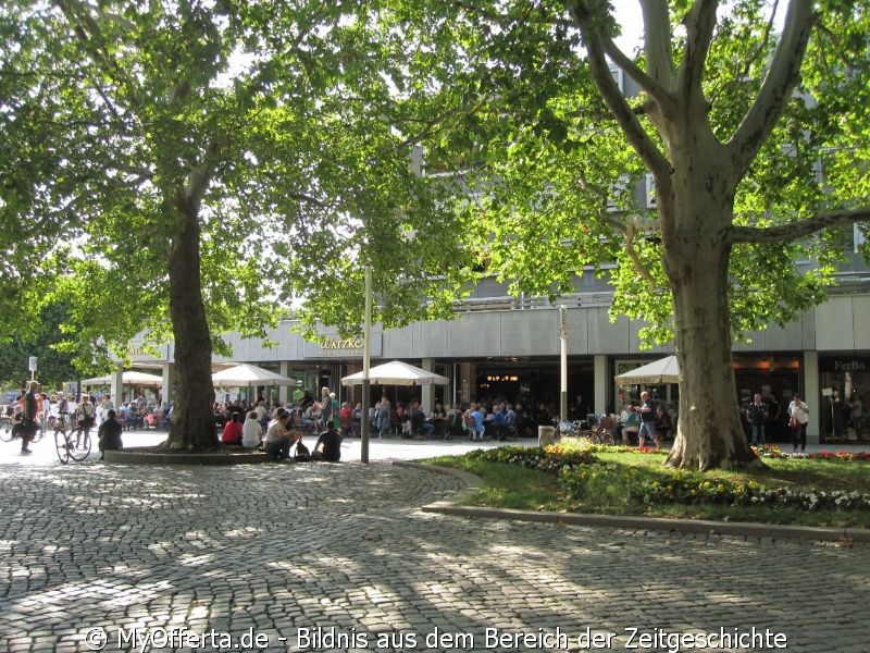 Hauptstraße in Dresden im Sommer 2019