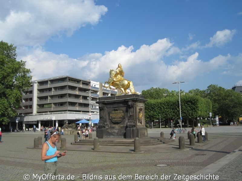Hauptstraße in Dresden im Sommer 2019
