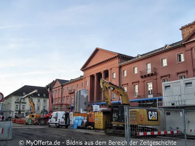 Karlsruhe - Marktplatz und seine Umgebung nach dem Aufwachen am 25.01.2016