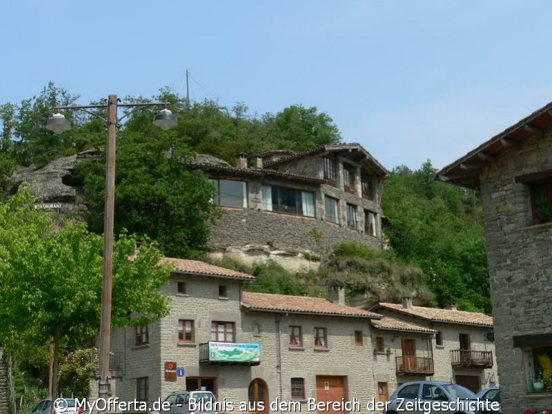 Rupit, ein Felsendorf in Spanien