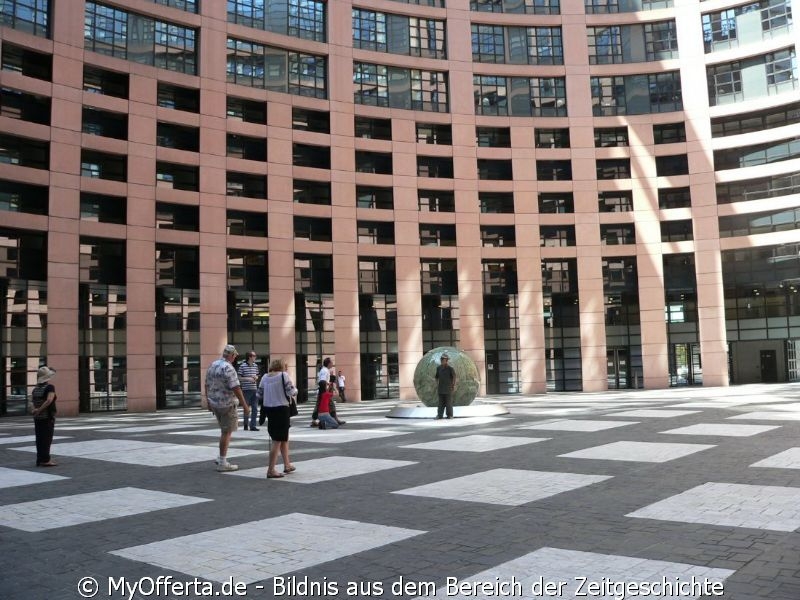 Andzelika Pallach besucht EU-Parlament in Strassburg