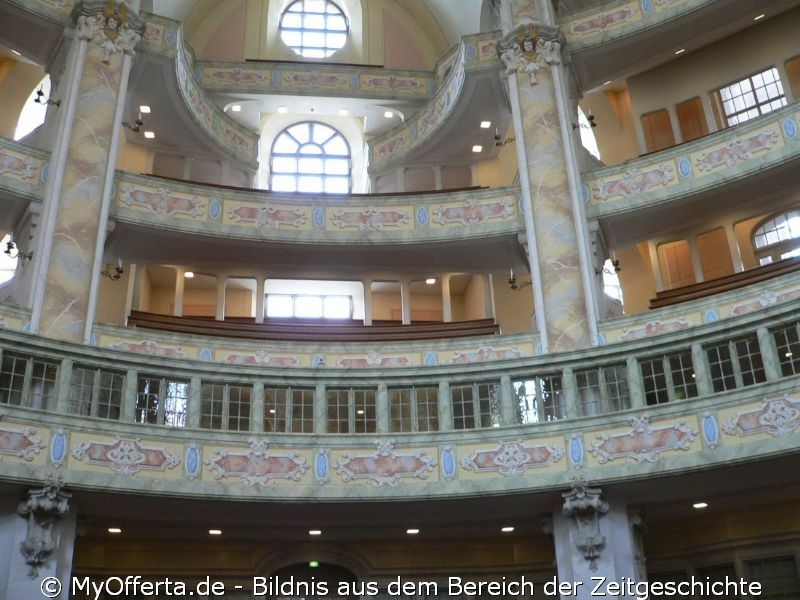 Die Frauenkirche Dresden blickt auf eine tausendjährige Geschichte zurück.