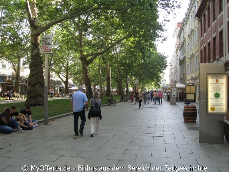 Hauptstraße in Dresden im Sommer 2019