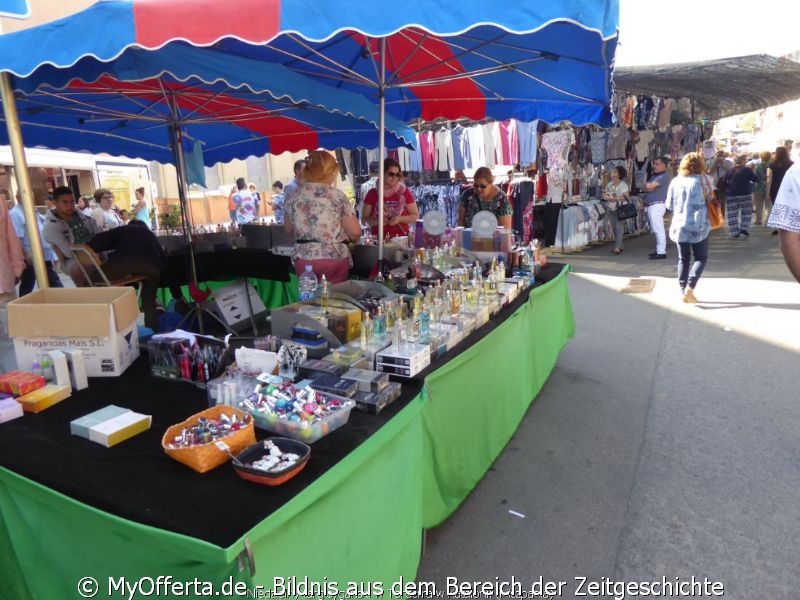 Der Sonntagszigeunermarkt in Tordera, Katalonien, Spanien