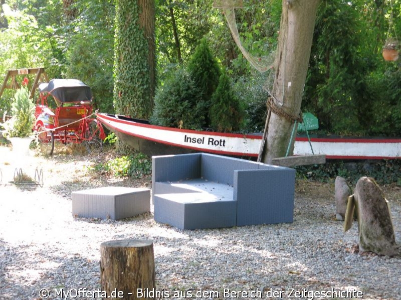 Insel Rott und der Rhein im Westen Deutschlands am 22.09.2020