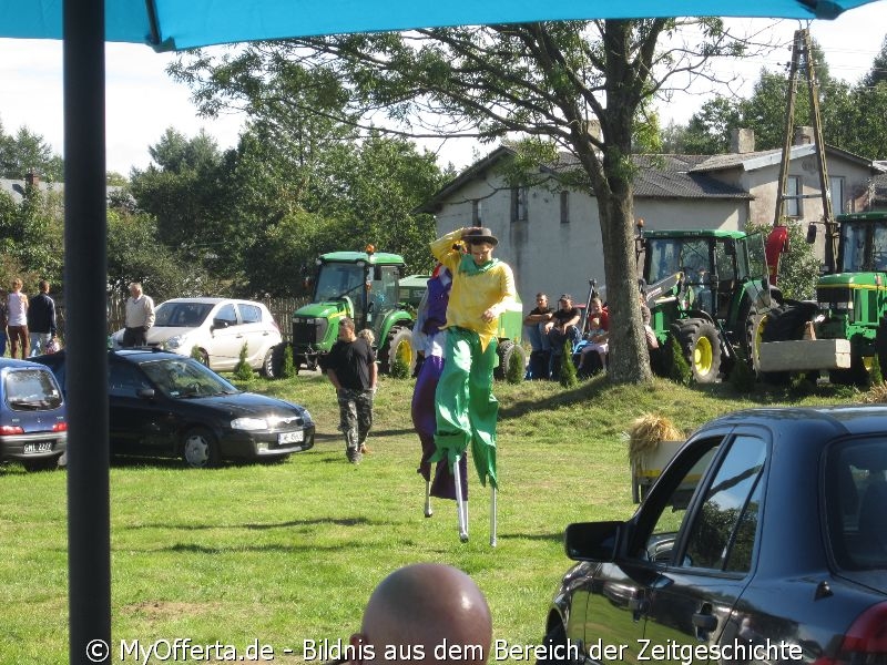 Am 2. September 2012 fand das kommunale Erntefest fand in ?wietlino in Kaschuben statt.
