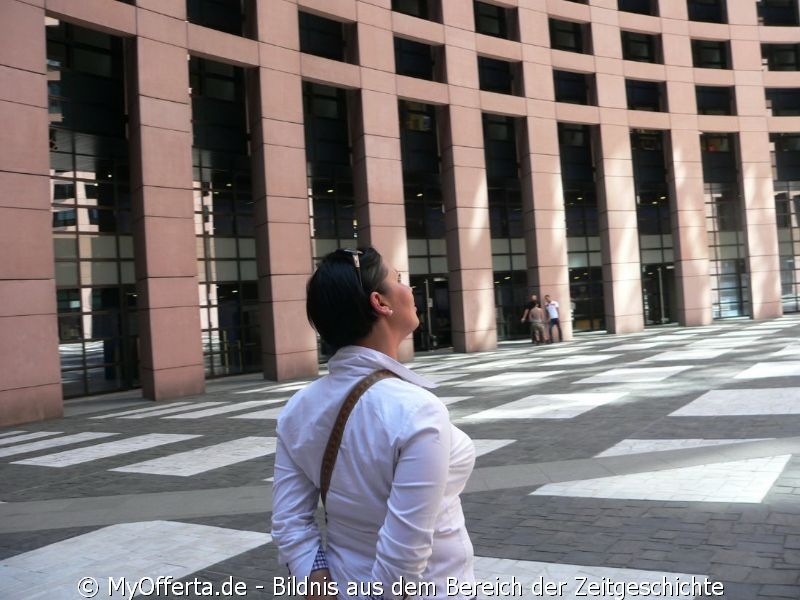 Andzelika Pallach besucht EU-Parlament in Strassburg