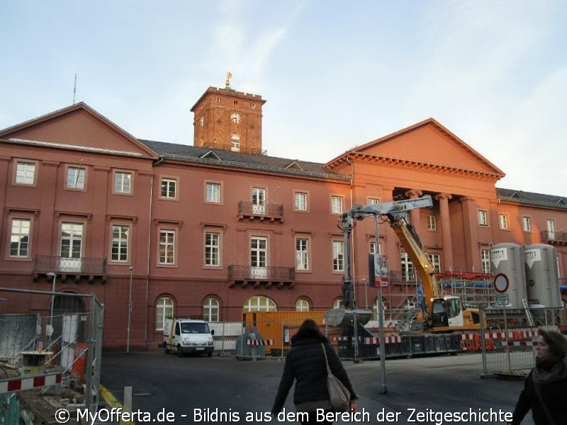 Karlsruhe - Marktplatz und seine Umgebung nach dem Aufwachen am 25.01.2016