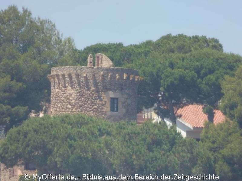 Santa Susanna fotografierte vom Balkon des Montagut Hotels