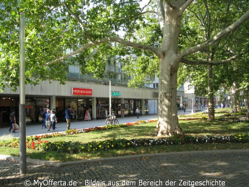 Hauptstraße in Dresden im Sommer 2019