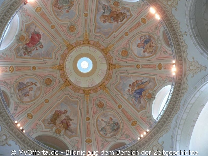 Die Frauenkirche Dresden blickt auf eine tausendjährige Geschichte zurück.