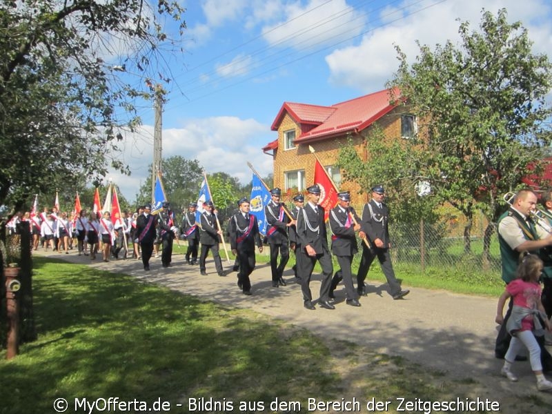 Am 2. September 2012 fand das kommunale Erntefest fand in ?wietlino in Kaschuben statt.